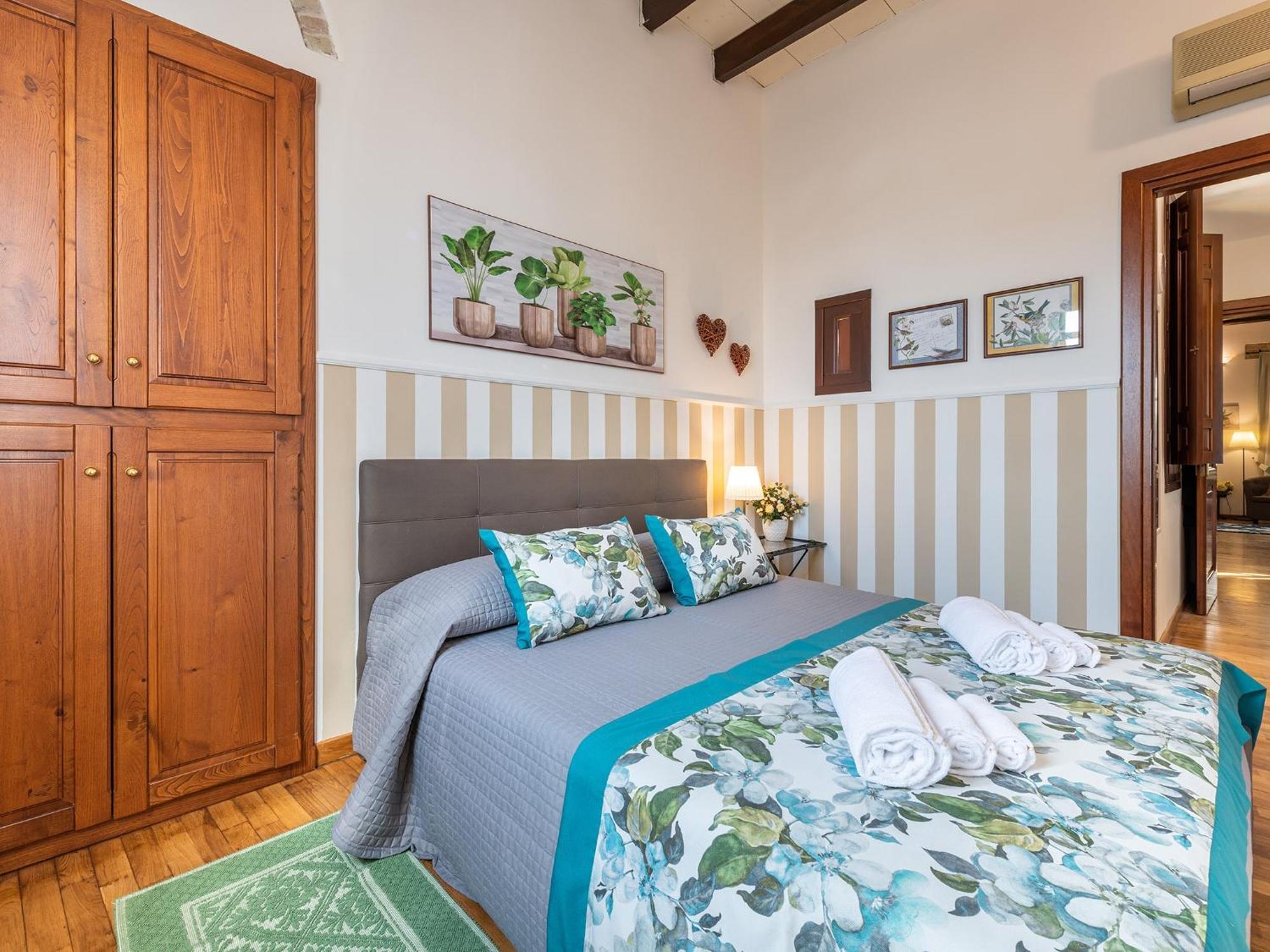 Charm In Villanova Apartment